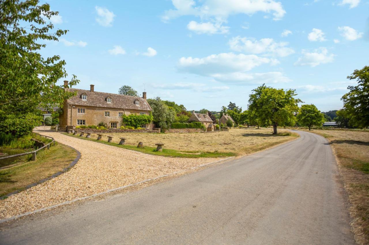 Clover Cottage Wyck Rissington ภายนอก รูปภาพ
